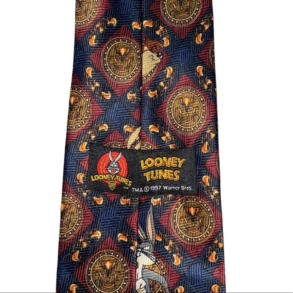 LOONEY TUNES Men’s Character Tie